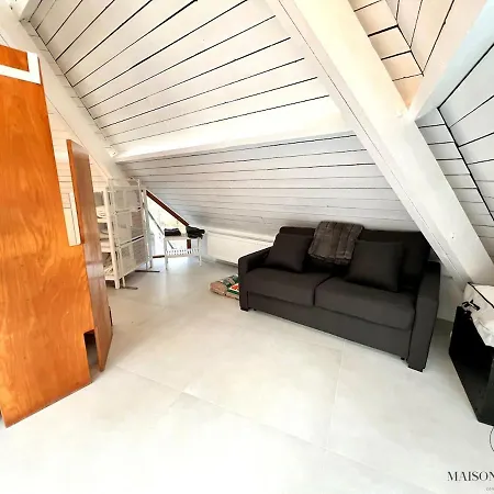 Tatil Evi Le Tipi - Sauna Et Jardin Esneux